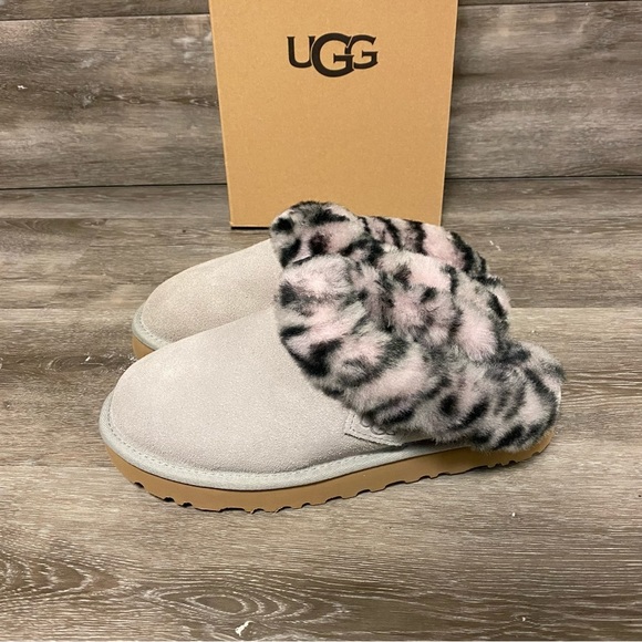 UGG | Cluggette Leopard Fur Lined Sheepskin Suede Indoor Outdoor Slippers NEW - Picture 3 of 7